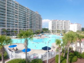 Yacht Club S #1-202 2 Bedroom Condo by Redawning
