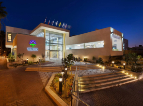 Desert Irus Hotel