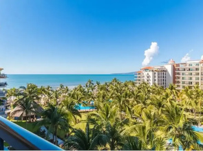 Unlimited Luxury ROSA'S CONDO