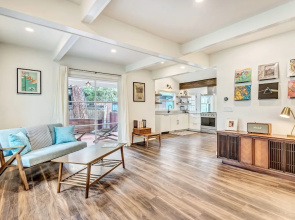New Listing! Renovated Historic Claypool House 3 Bedroom Home