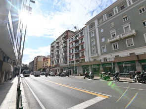 IzzHome Holiday Terrace