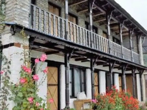 Dhampus Village Eco Lodge