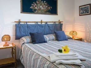 6- Lovely Apartment in Front of the sea