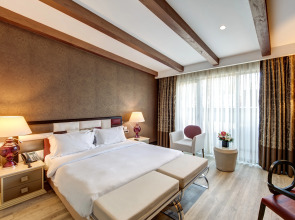 DoubleTree by Hilton Hotel Istanbul - Piyalepasa