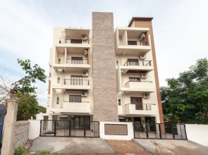 Oyo Flagship 18452 Pritam Airport Inn