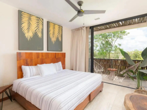 BV 230 Modern 2 BD Condo & private rooftop Jacuzzi