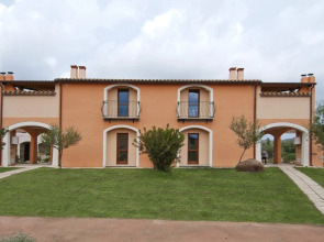 Marina Rey Beach Resort