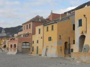 Guest House 2 Stars Finale Ligure