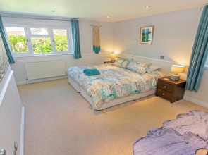 Ladywell Croyde 6 Bedrooms, Sleeps 12, Hot Tub