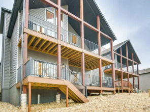 Fireplace + Lake Access: Waterfront Branson Escape