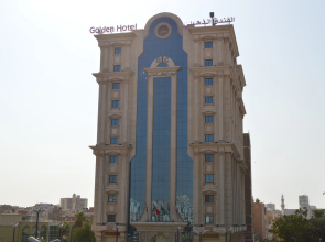 Golden Hotel