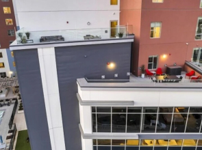 Beverly Hills Penthouse Suite