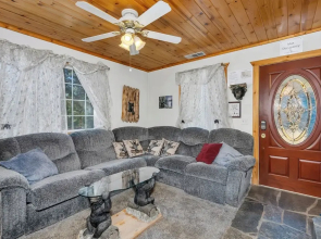 Cozy Bear North Quaint and Warm 2bd in Yosemite!