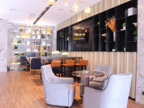 Echarm Hotel (Leiyang Hexing City Plaza)