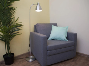 Диван и Чемодан на ул. Серафимовича, 1/4