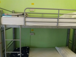 The Hive Singapore Hostel