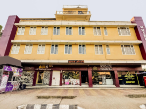 Capital O 14174 Good Luck Residency Hotel