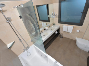 Отель Indigo Barcelona - Plaza Catalunya