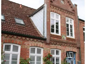 Cozy Apartment on the Canal