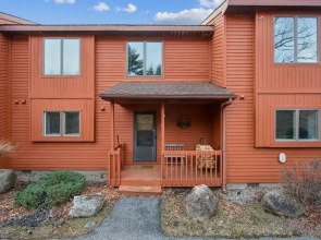 Hedges 7j - Comfortable Mountain Retreat 3 Bedroom Townhouse by The Summit at Gore Mountain