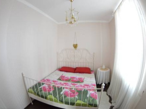 Art Apartments