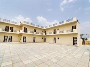 Hotel Royal Palace Inn By OYO Rooms