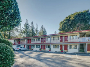 The Palo Alto Inn