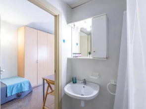 Residencia Universitaria Resa La Ciutadella -Campus Accomodation