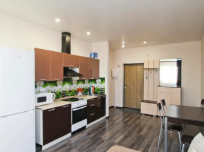 Сургутские квартиры на улице Александра Усольцева 26