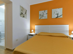 One-room apartment with sea view garden-Eco