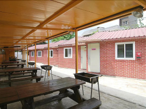 Cheongpyeong Redfox Pension