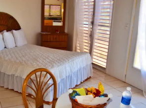 Fischers Cove Beach Hotel
