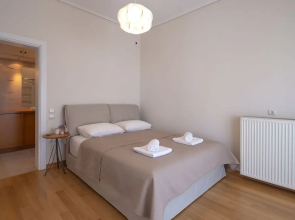 Rhea - Glyfada Sea View Apartment