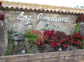 Los Jardines De Lola