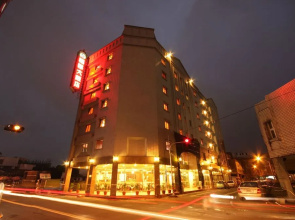 Fu Chun Hotel