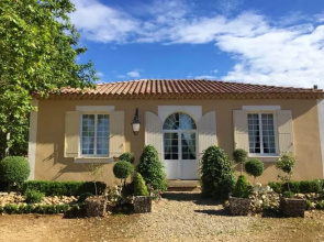 House with 4 Bedrooms in Arles, with Furnished Garden And Wifi - 48 Km From the Beach