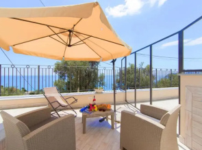 Serena 1 in Alassio With 2 Bedrooms and 2 Bathrooms