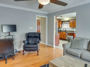 Centrally Located Hampton Roads Home w/ Game Room!