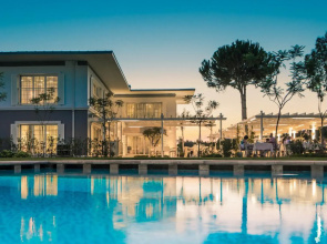 Azure Villas by Cornelia