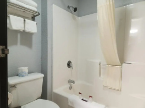 Express Inn Parsons