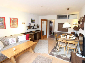 Cosy Apartment in Maria Alm near Ski Lift