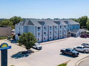 Days Inn by Wyndham Greeley