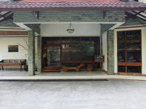 OYO 102 GP Residence