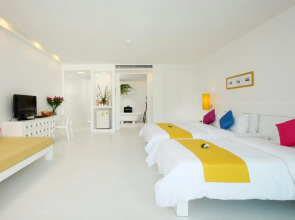 The Old Phuket - Karon Beach Resort