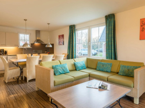 Villa in Klein Vink With Thermaalbad Access