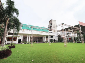 Oyo 60162 City Club And Hotels