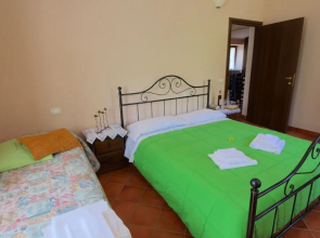 Property With Swimming Pool, Spacious Garden, Private Terrace and Views