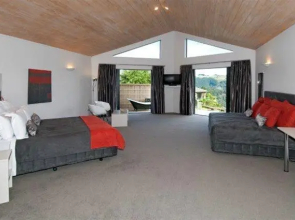Ridge Country Retreat