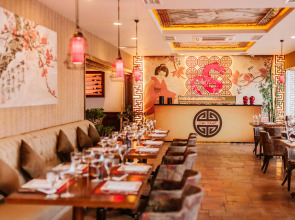 Cratos Premium Hotel & Casino