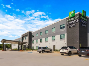Holiday Inn Express & Suites Springdale Fayetteville Area by IHG